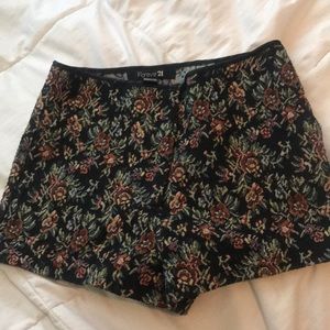 Floral Shorts-Forever 21